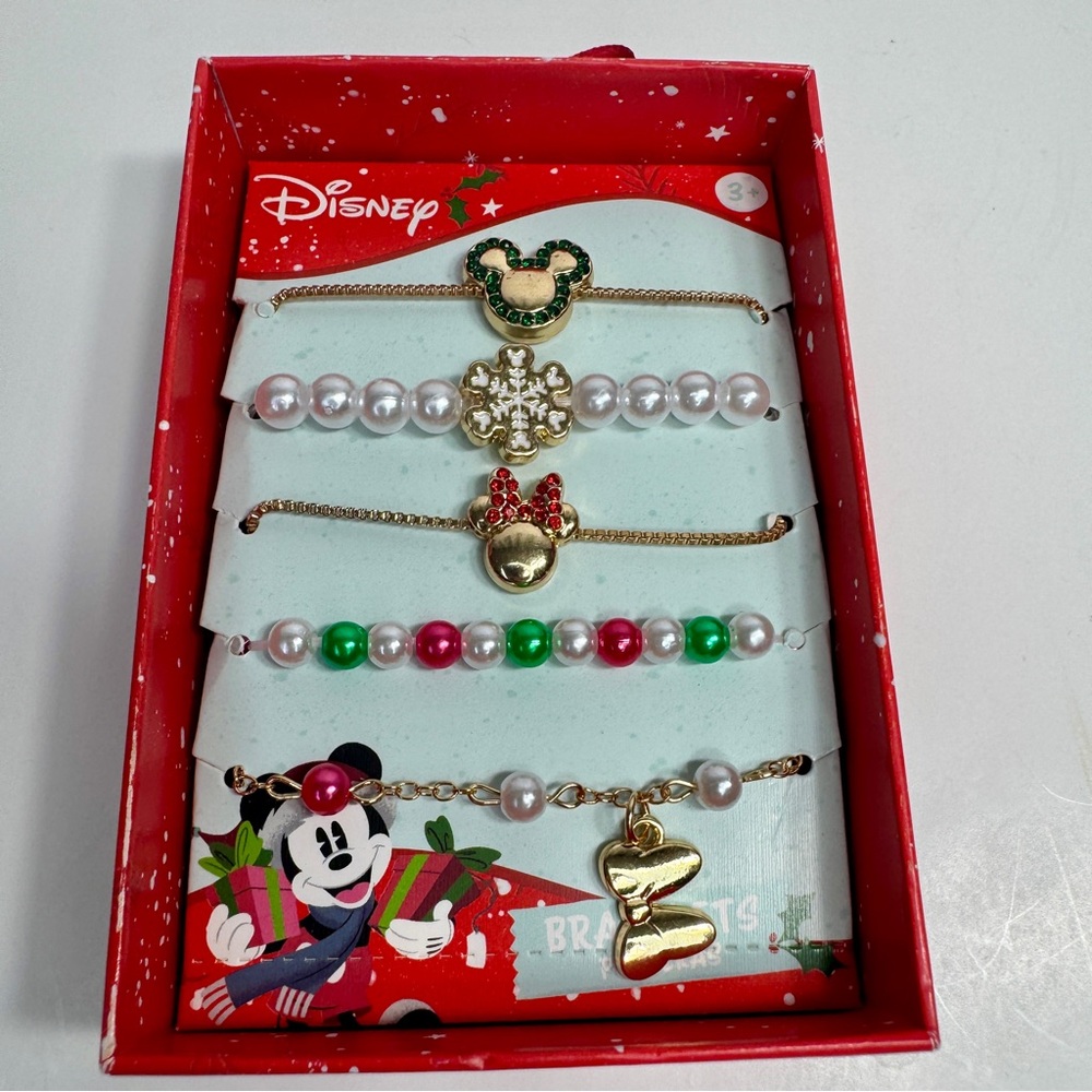 NWT. Disney Premium Holiday Character Bracelet Pack. ALDI-exclusive product.